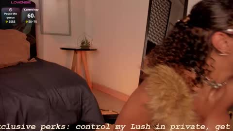 Snapshot of sade_jackson1 chatting on October 28, 2025, 5:22 am Sophie online show from October 28, 2025, 5:22 am