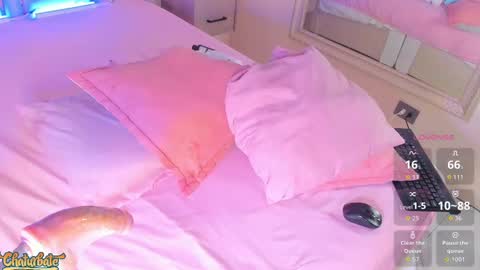 Mara online show from September 24, 2025, 4:49 am