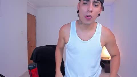 saenz_hotx online show from October 18, 2025, 6:08 pm