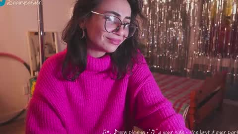 Snapshot of safaeri chatting on December 12, 2024, 10:09 pm Safa online show from December 12, 2024, 10:09 pm