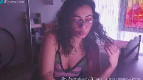 Snapshot of safaeri chatting on January 22, 2025, 4:33 pm Safa online show from January 22, 2025, 4:33 pm