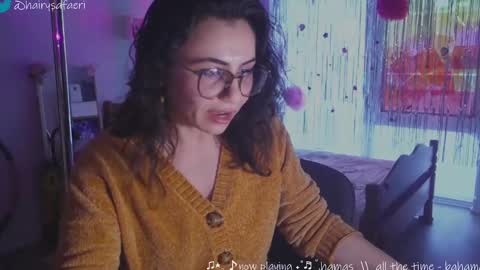 Snapshot of safaeri chatting on February 4, 2025, 9:52 pm Safa online show from February 4, 2025, 9:52 pm