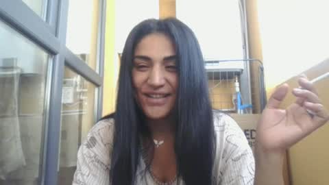 Snapshot of safari_xx chatting on June 8, 2026, 12:38 pm Queen online show from June 8, 2026, 12:38 pm