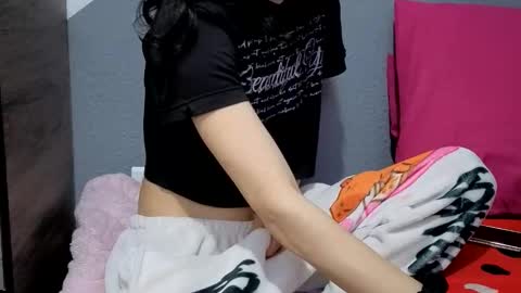 Snapshot of safiro_queen chatting on May 19, 2026, 11:49 am Safiro Queen online show from May 19, 2026, 11:49 am