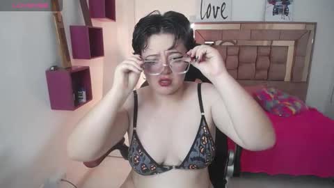 Snapshot of safyka chatting on October 30, 2025, 3:52 am SAFYKA online show from October 30, 2025, 3:52 am