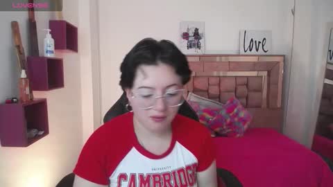 Snapshot of safyka chatting on November 24, 2025, 3:28 am SAFYKA online show from November 24, 2025, 3:28 am