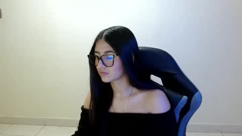 Snapshot of sahaliefox_ chatting on May 22, 2026, 5:51 pm Sahaliefox online show from May 22, 2026, 5:51 pm