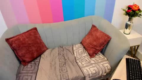 sahamaran_desiri online show from April 15, 2026, 8:53 pm