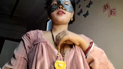 Snapshot of sahani2208 chatting on December 5, 2024, 5:28 pm Queen Archana online show from December 5, 2024, 5:28 pm