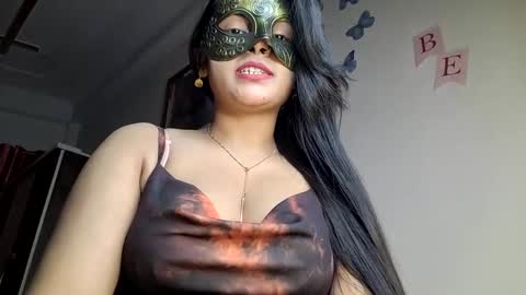 Snapshot of sahani2208 chatting on January 4, 2025, 4:54 pm Queen Archana online show from January 4, 2025, 4:54 pm