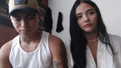 Snapshot of sahara_n_thiago chatting on January 22, 2025, 11:56 am Sahara y Thiago online show from January 22, 2025, 11:56 am