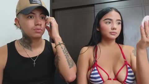 Snapshot of sahara_n_thiago chatting on March 11, 2025, 12:06 pm Sahara y Thiago online show from March 11, 2025, 12:06 pm