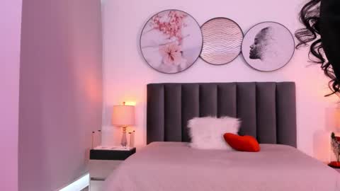 Sahara Garcia online show from September 9, 2025, 7:02 pm