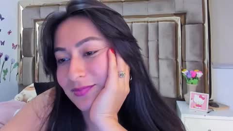 Snapshot of saharareid chatting on January 3, 2025, 9:58 am sahara reid online show from January 3, 2025, 9:58 am