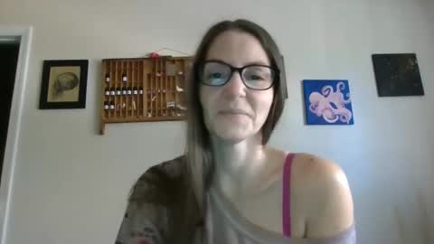 Snapshot of sahmilf chatting on December 16, 2024, 6:16 pm Lelo online show from December 16, 2024, 6:16 pm