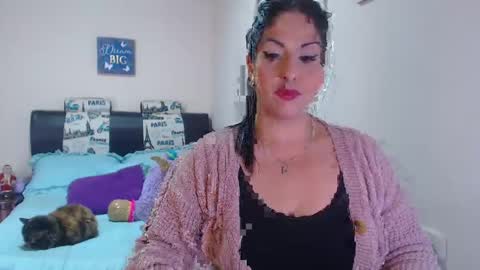 Snapshot of sahotlove1 chatting on December 6, 2024, 12:12 am Karina online show from December 6, 2024, 12:12 am