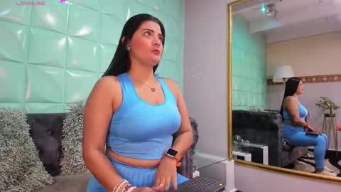 Sailon online show from November 30, 2025, 1:59 pm