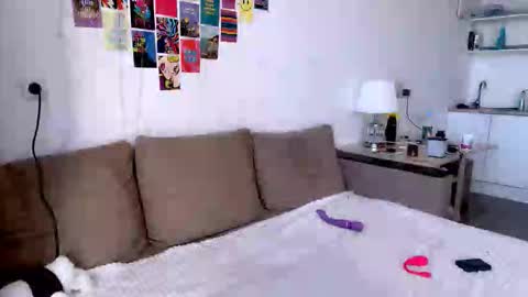 Sofia online show from October 17, 2025, 11:46 am