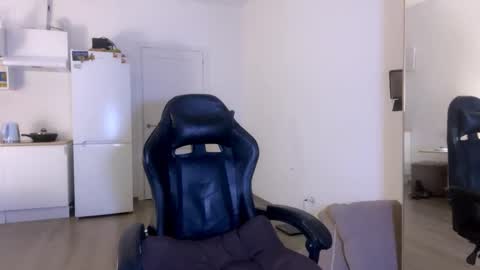 Sofia online show from November 18, 2025, 8:24 pm