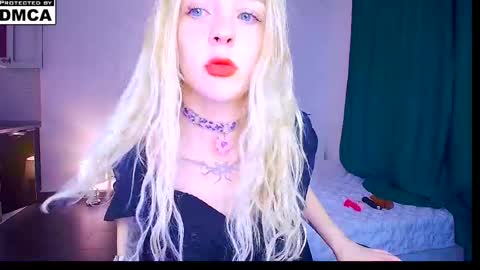 Snapshot of sailormoon666_ chatting on May 25, 2026, 1:00 am Sofia online show from May 25, 2026, 1:00 am