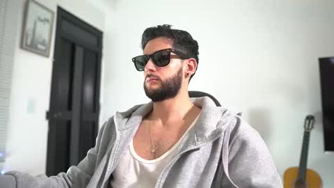 saimon  online show from December 15, 2025, 11:20 pm