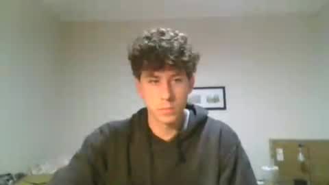 Snapshot of saint_nott chatting on May 5, 2026, 1:46 am saint_nott online show from May 5, 2026, 1:46 am