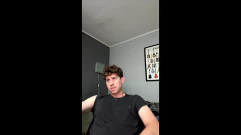 Snapshot of saint_nott chatting on June 1, 2026, 3:08 am saint_nott online show from June 1, 2026, 3:08 am