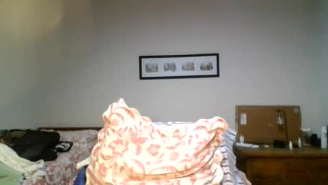 Snapshot of saint_nott chatting on July 1, 2026, 12:23 am saint_nott online show from July 1, 2026, 12:23 am