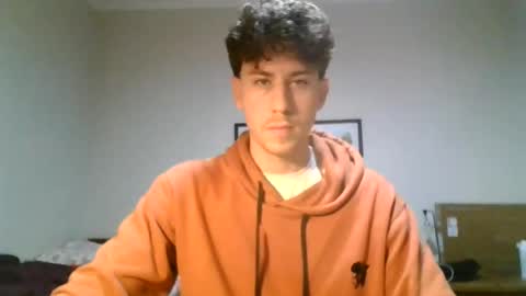 Snapshot of saint_nott chatting on August 5, 2026, 12:02 am saint_nott online show from August 5, 2026, 12:02 am