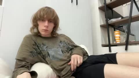 saintfawn online show from April 21, 2026, 5:17 pm