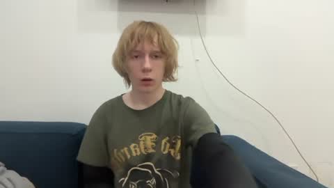 Snapshot of saintfawn chatting on July 11, 2026, 6:38 am saintfawn online show from July 11, 2026, 6:38 am