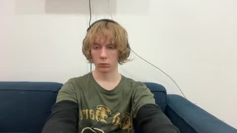Snapshot of saintfawn chatting on July 28, 2026, 4:39 pm saintfawn online show from July 28, 2026, 4:39 pm