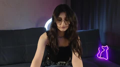 saintmental online show from April 27, 2026, 8:18 pm