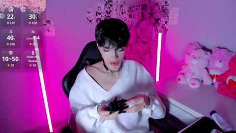 Kitty     online show from April 25, 2026, 3:20 am