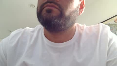 sal cumplaciente online show from April 14, 2026, 8:37 pm