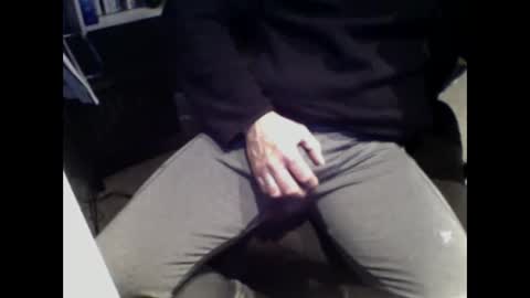 Snapshot of salamandertime chatting on April 13, 2026, 3:28 pm Matt online show from April 13, 2026, 3:28 pm