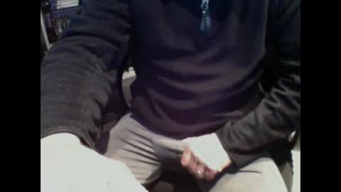 Snapshot of salamandertime chatting on May 31, 2026, 12:01 pm Matt online show from May 31, 2026, 12:01 pm