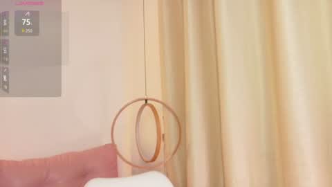 Snapshot of sally_azmani_ chatting on June 22, 2026, 12:35 pm Silvia online show from June 22, 2026, 12:35 pm