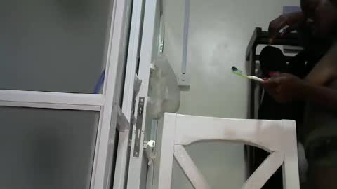 Snapshot of sally_beauty2023 chatting on February 4, 2026, 9:15 am sally_beauty2023 online show from February 4, 2026, 9:15 am