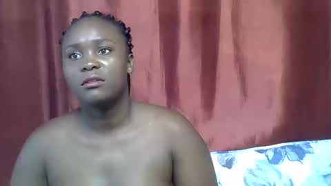 Snapshot of sally_bee1 chatting on May 23, 2026, 10:08 am sally_bee1 online show from May 23, 2026, 10:08 am