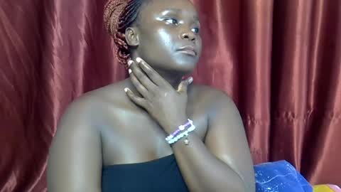 Snapshot of sally_bee1 chatting on June 13, 2026, 8:40 pm sally_bee1 online show from June 13, 2026, 8:40 pm