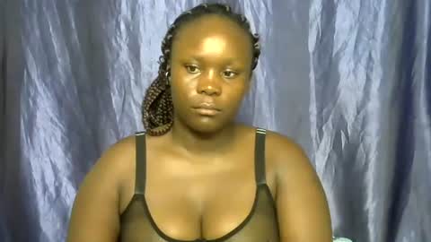 Snapshot of sally_bee1 chatting on July 16, 2026, 11:05 am sally_bee1 online show from July 16, 2026, 11:05 am