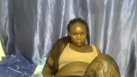 Snapshot of sally_bee1 chatting on July 21, 2026, 10:50 am sally_bee1 online show from July 21, 2026, 10:50 am