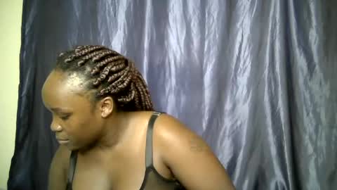 Snapshot of sally_bee1 chatting on July 28, 2026, 5:34 pm sally_bee1 online show from July 28, 2026, 5:34 pm