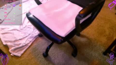 Snapshot of sallythesissyslut chatting on February 2, 2025, 11:40 am SissySally online show from February 2, 2025, 11:40 am