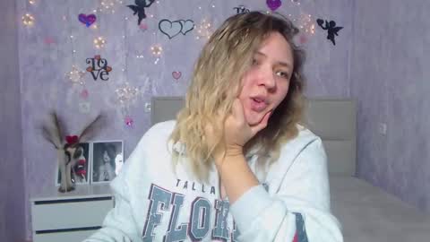 Sally online show from February 19, 2025, 7:16 pm