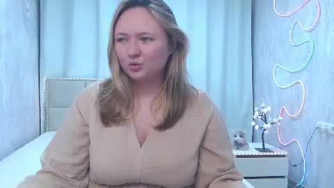 Snapshot of sallyverda chatting on July 3, 2026, 6:03 pm Sally online show from July 3, 2026, 6:03 pm