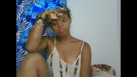 Snapshot of sallywett chatting on February 17, 2025, 5:43 pm SallyWett online show from February 17, 2025, 5:43 pm