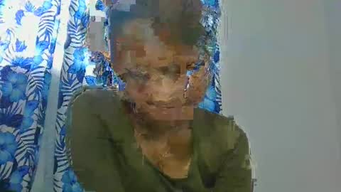 Snapshot of sallywett chatting on February 25, 2025, 12:45 pm SallyWett online show from February 25, 2025, 12:45 pm