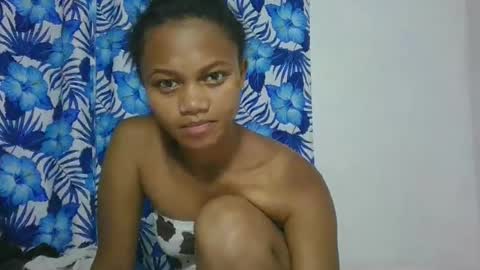 Snapshot of sallywett chatting on February 25, 2025, 3:49 pm SallyWett online show from February 25, 2025, 3:49 pm